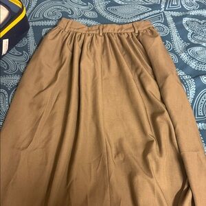 Elegant Tan Women's Skirt
